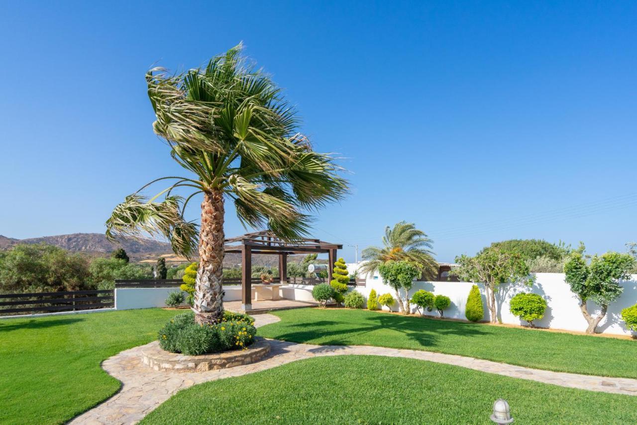 Georgia'S Apartments Kouremenos Beach Anevato Exterior photo